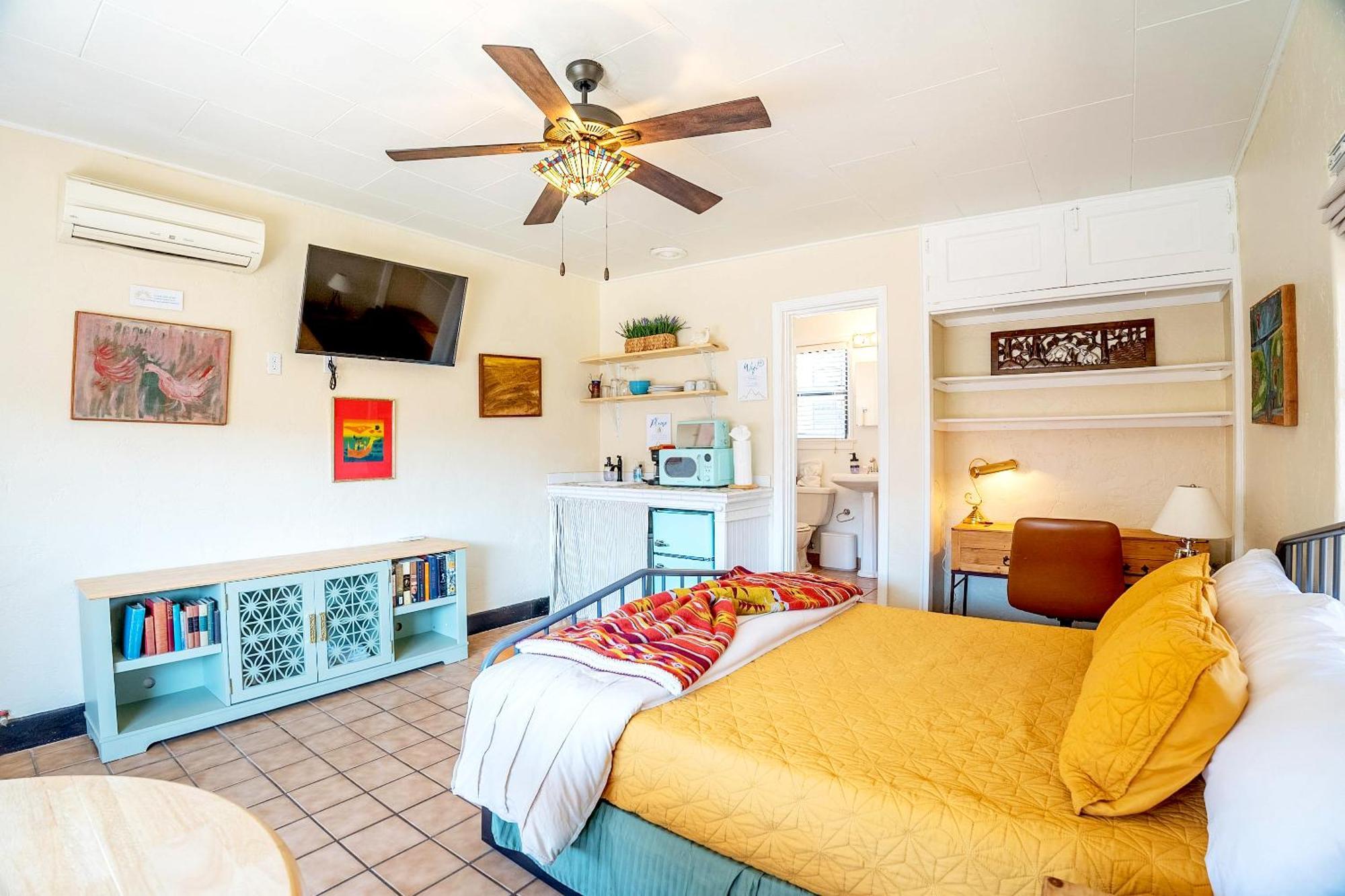 Historic Guesthouse 2 Blocks From The Uofa, Low Summer Rates! Tucson Exterior photo